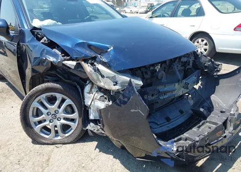 2017 Toyota Yaris Ia из США, поврежденный, VIN 3MYDLBYV3HY192036